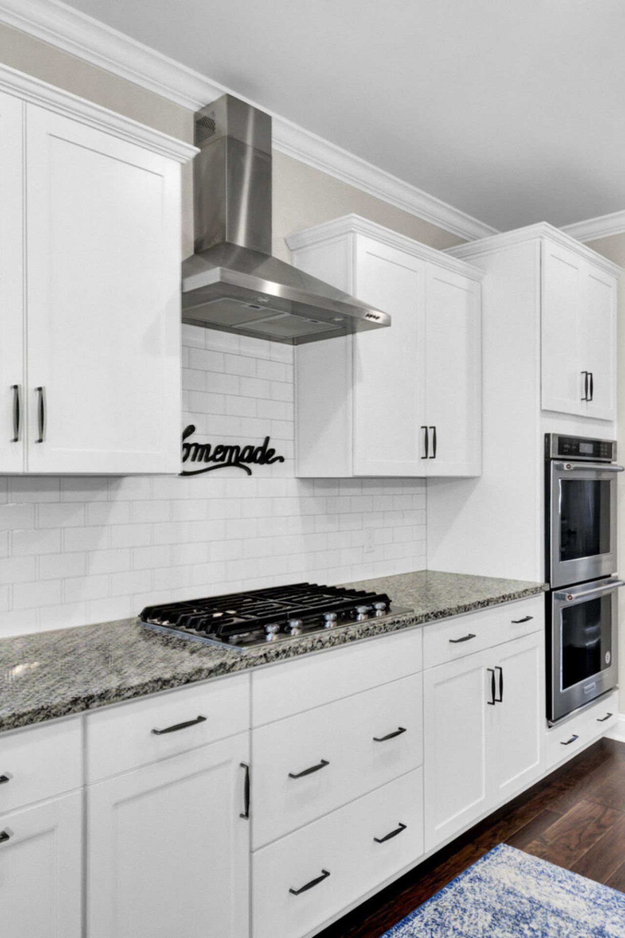 5541 Alpine Drive Photo 19