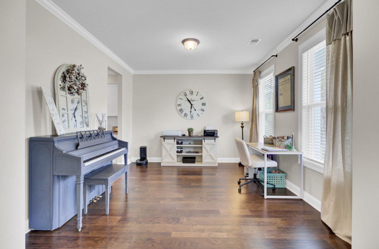 5541 Alpine Drive Photo 9