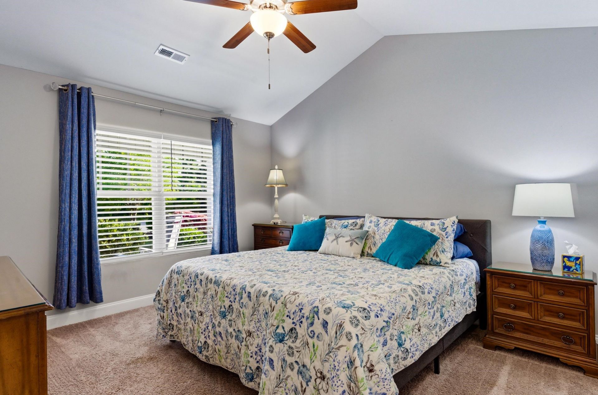 102 Jessica Lakes Dr. Photo 19