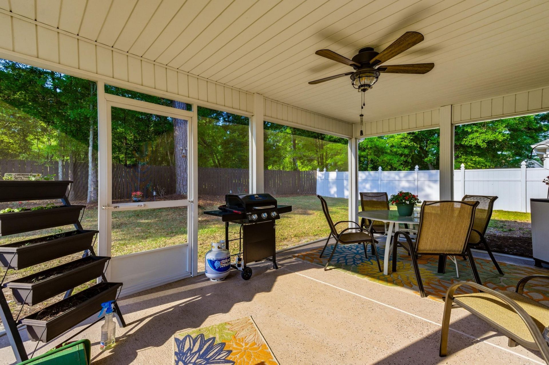 102 Jessica Lakes Dr. Photo 27