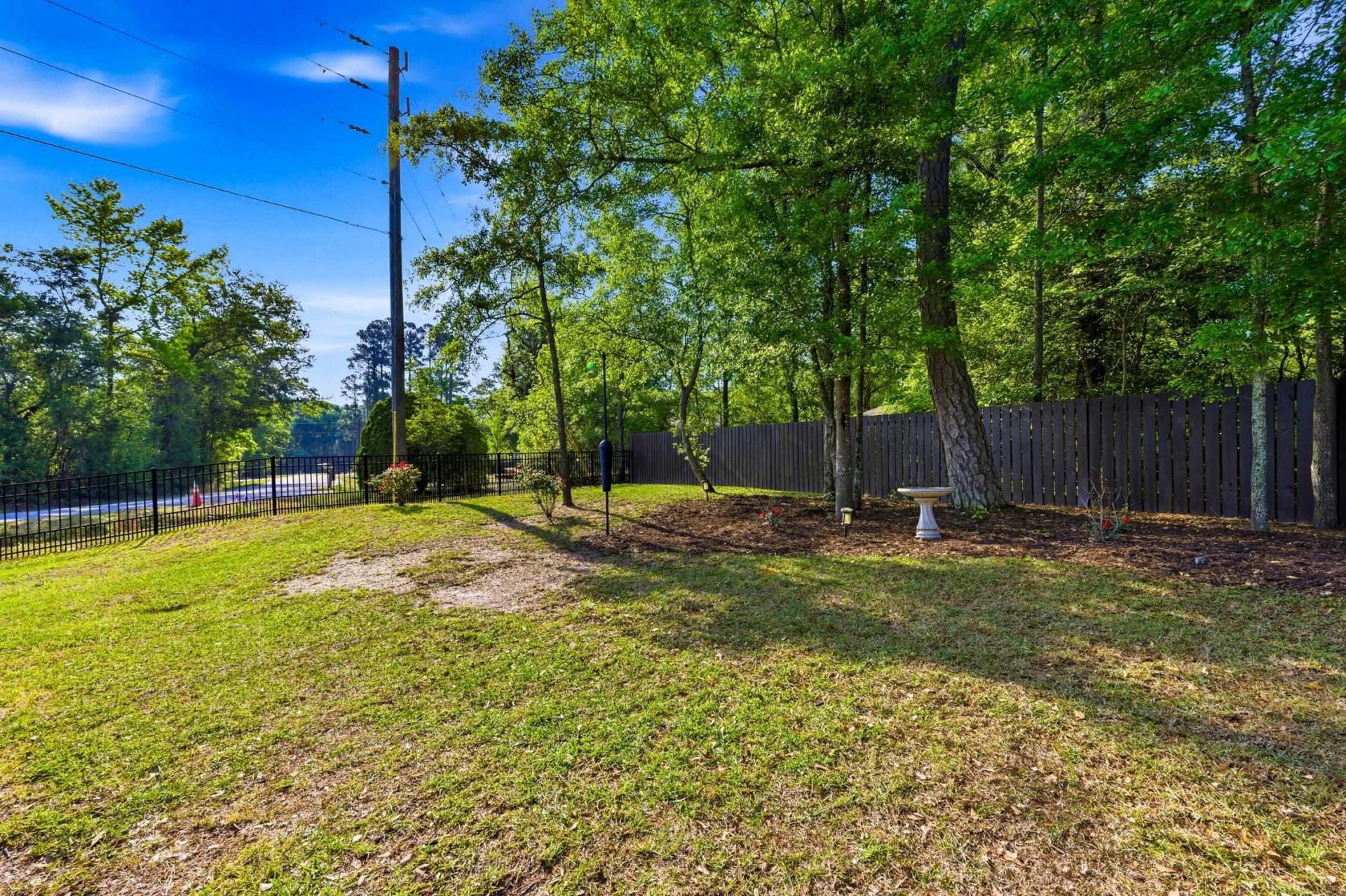 102 Jessica Lakes Dr. Photo 29