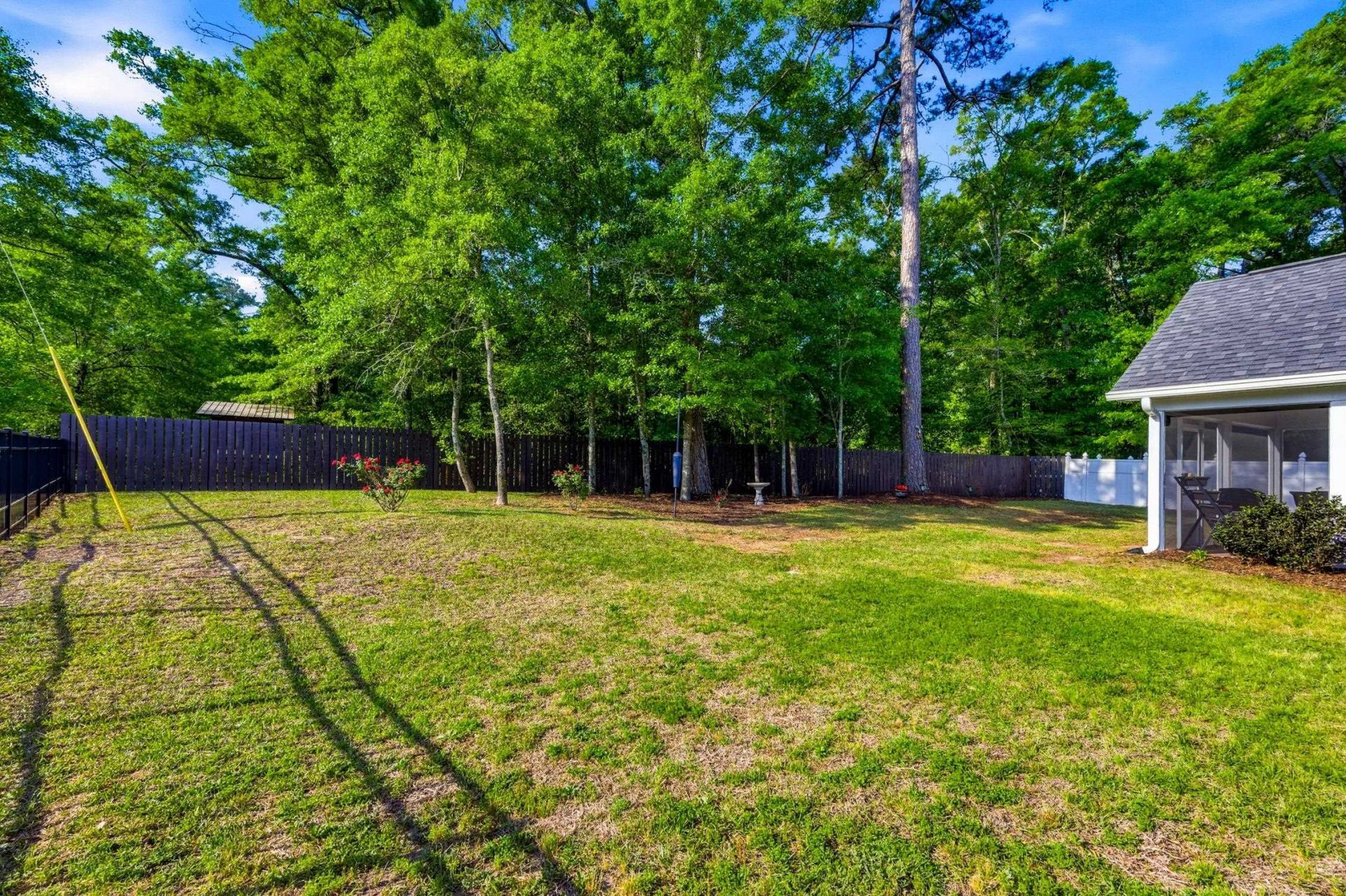 102 Jessica Lakes Dr. Photo 33