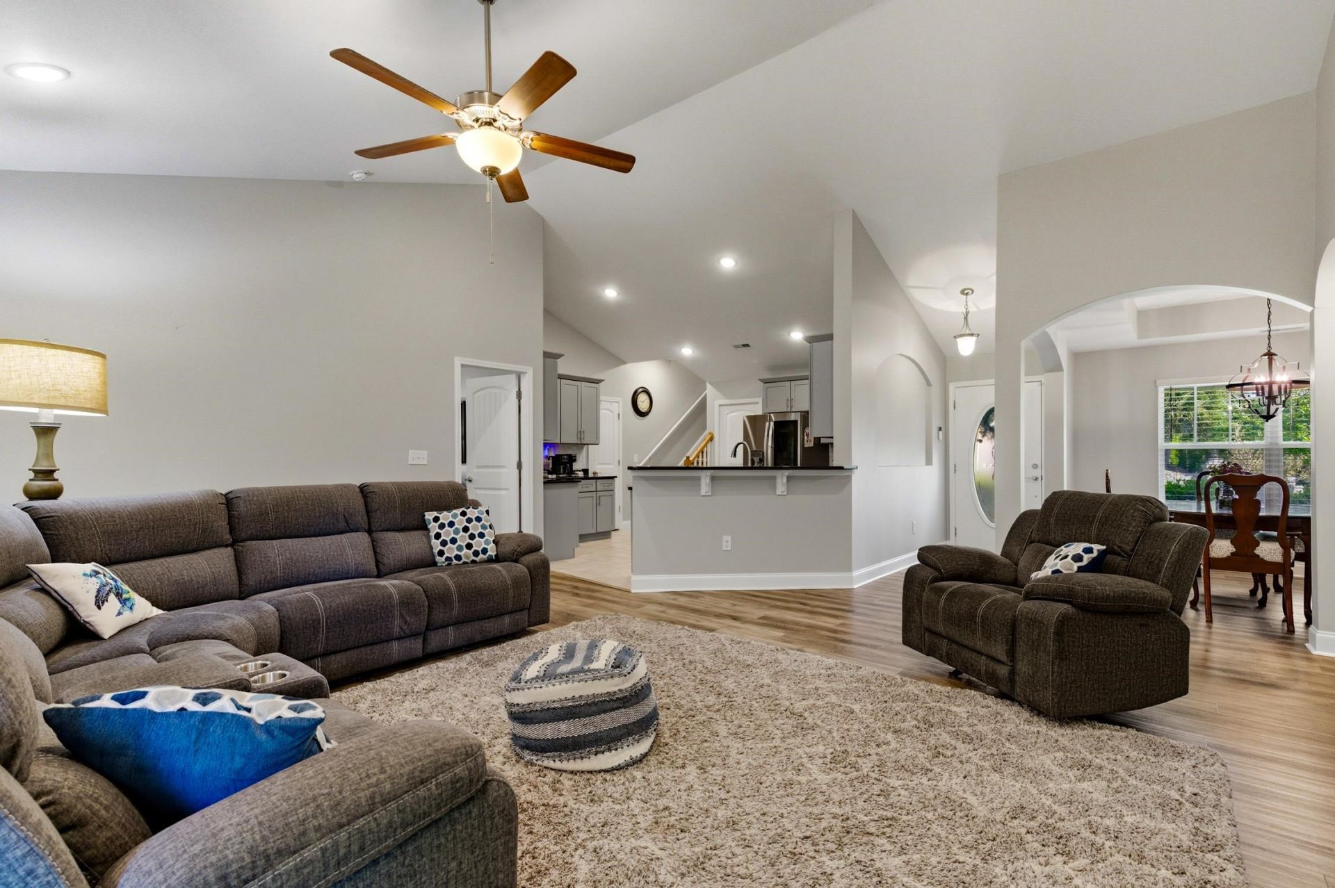 102 Jessica Lakes Dr. Photo 8