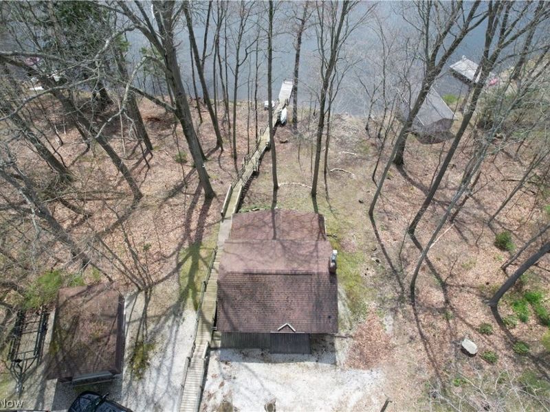 5922 Noreast Drive, Clinton, OH 44216 Photo 2