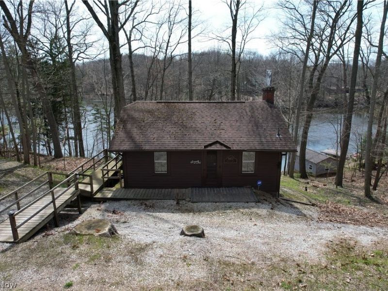 5922 Noreast Drive, Clinton, OH 44216 Photo 3