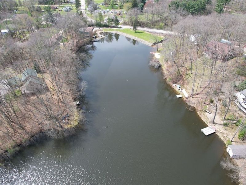 5922 Noreast Drive, Clinton, OH 44216 Photo 9