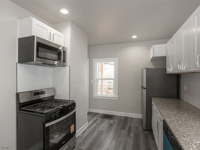 4940 E 106th Street, Garfield Heights, OH 44125 Photo 11