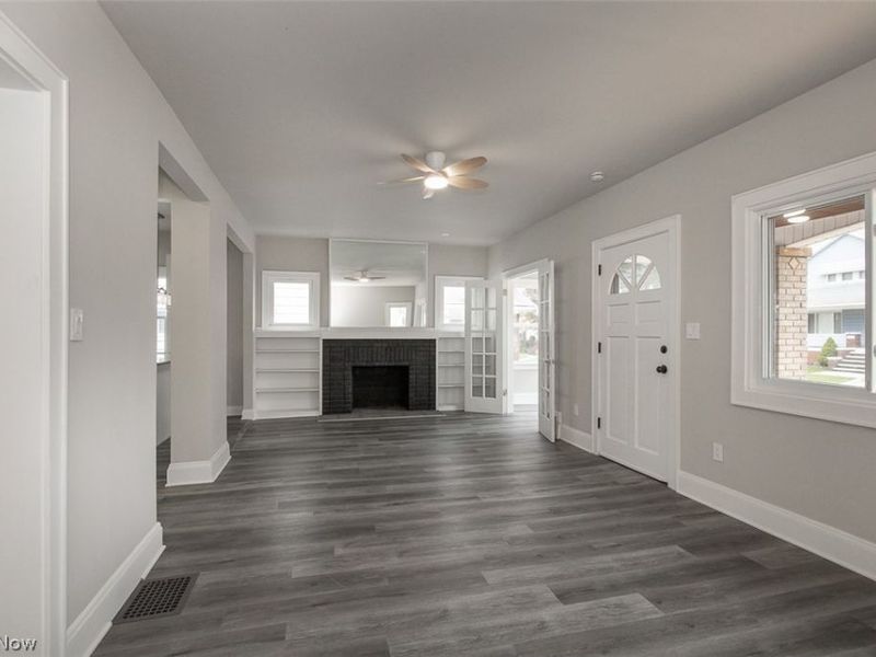 4940 E 106th Street, Garfield Heights, OH 44125 Photo 2