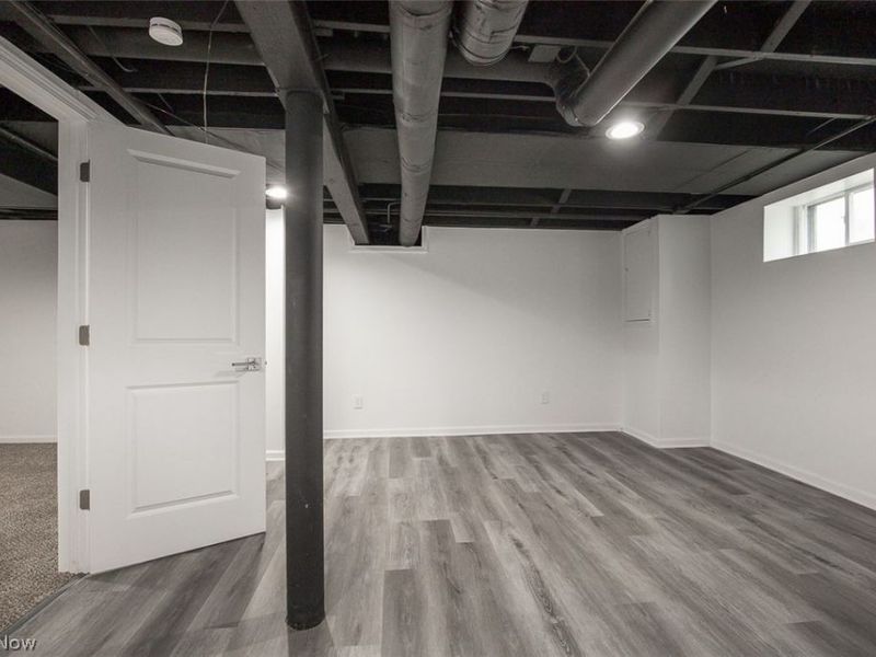 4940 E 106th Street, Garfield Heights, OH 44125 Photo 28