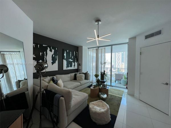 350 S Miami Ave, Unit 1809, Miami, FL 33130