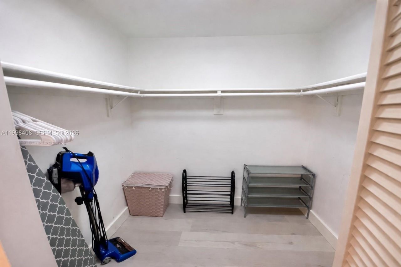 1150 Collins Ave, Unit 402, Miami Beach, FL 33139 Photo