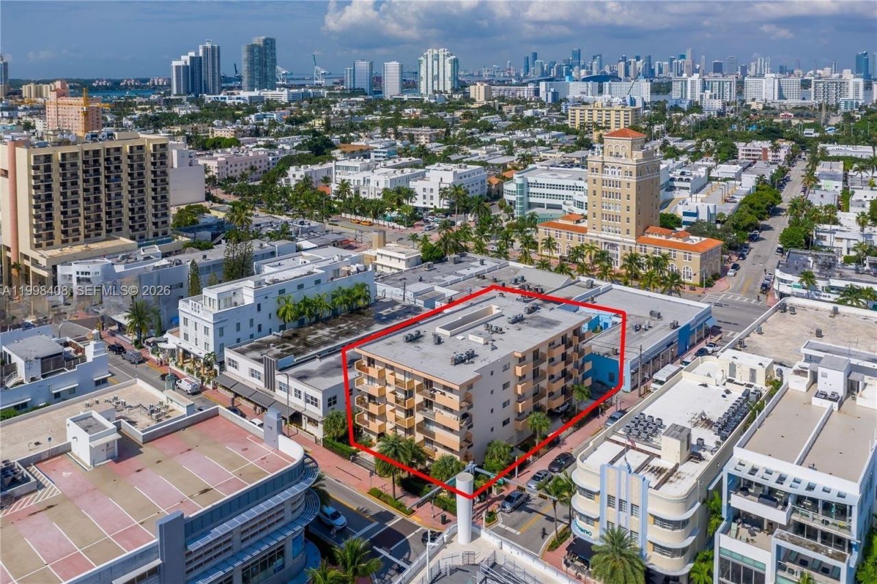 1150 Collins Ave, Unit 402, Miami Beach, FL 33139 Photo