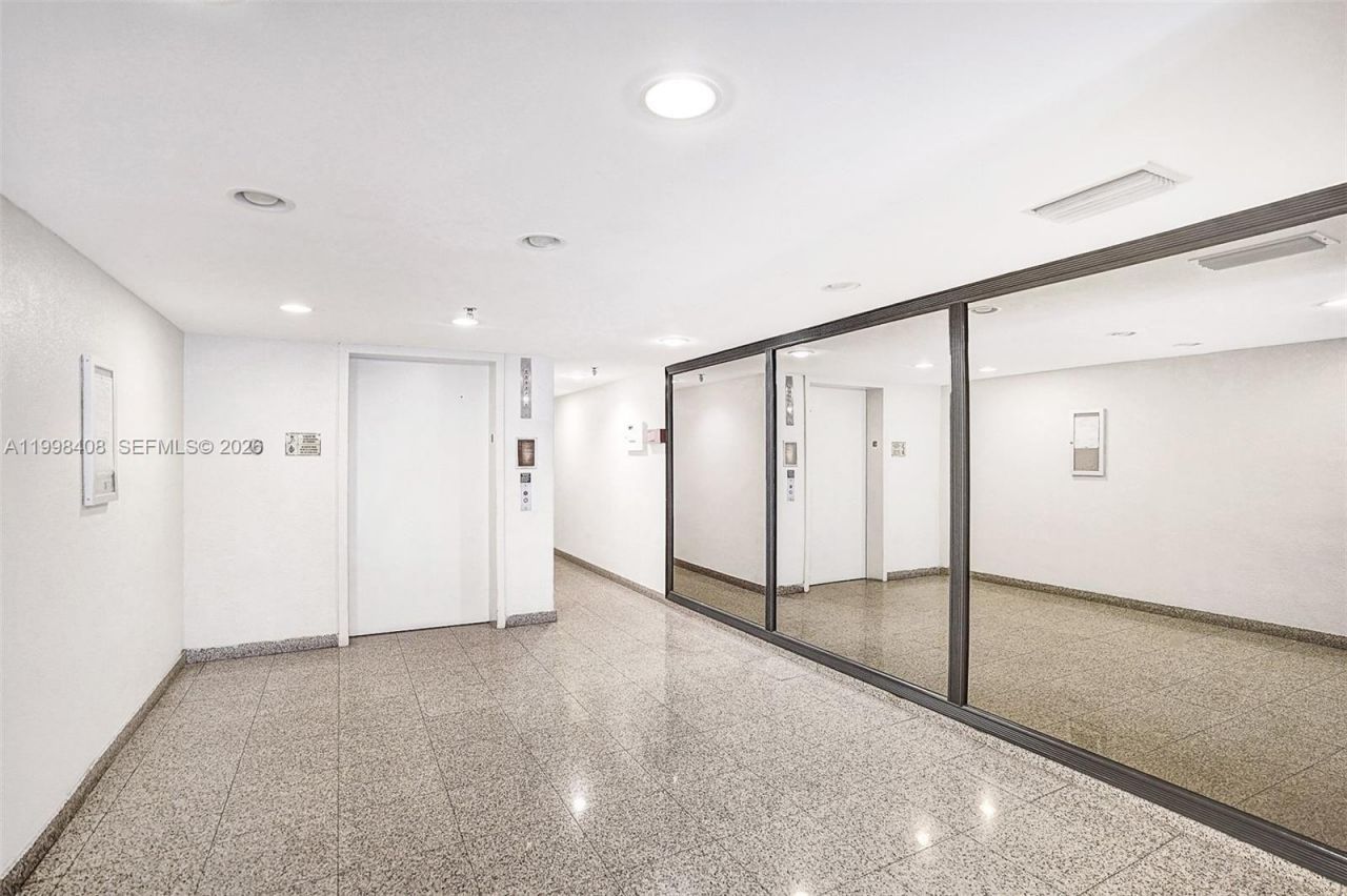 1150 Collins Ave, Unit 402, Miami Beach, FL 33139 Photo