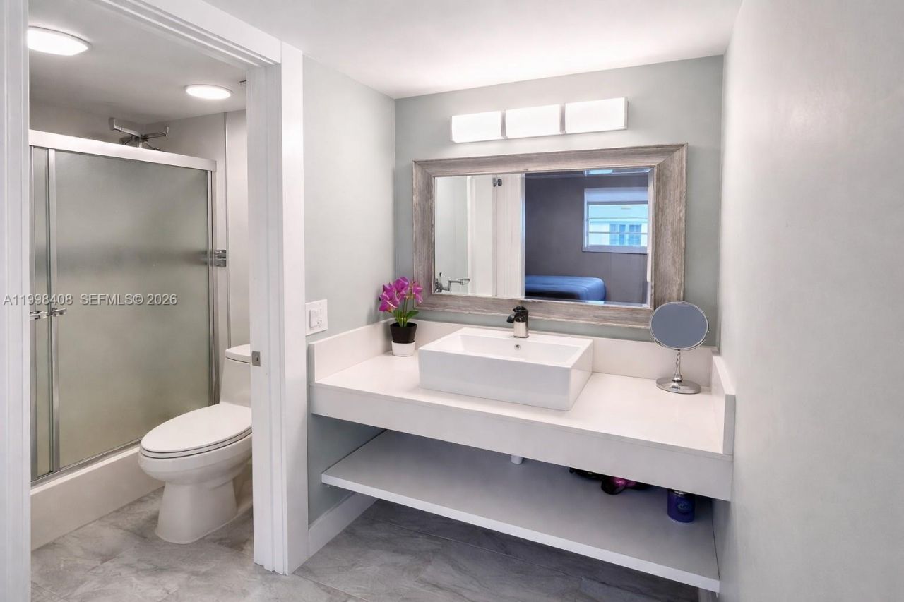1150 Collins Ave, Unit 402, Miami Beach, FL 33139 Photo
