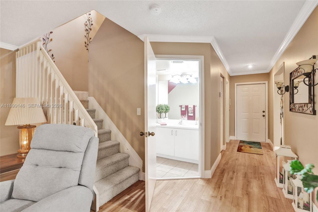 11155 SW 17th Mnr, Davie, FL 33324 Photo