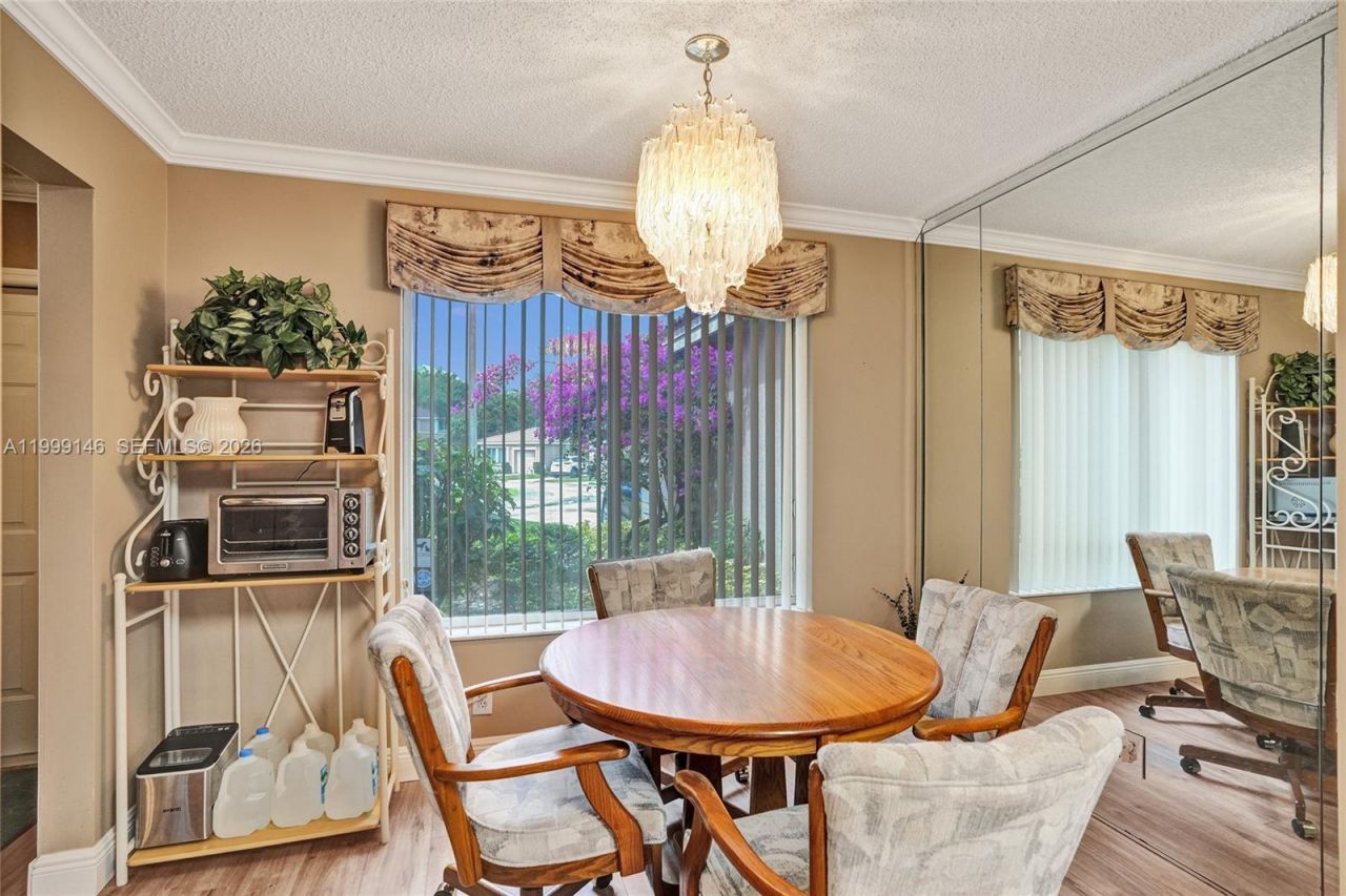 11155 SW 17th Mnr, Davie, FL 33324 Photo