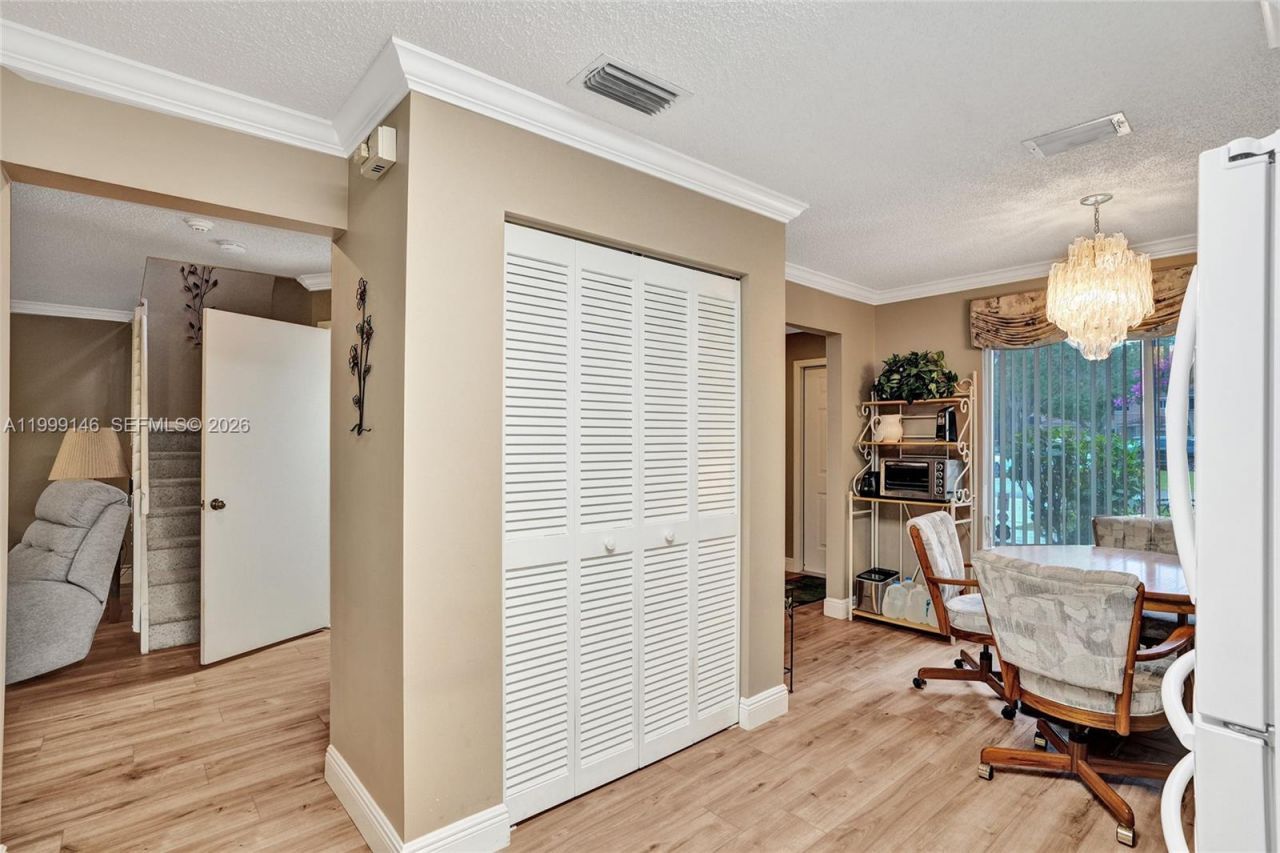 11155 SW 17th Mnr, Davie, FL 33324 Photo