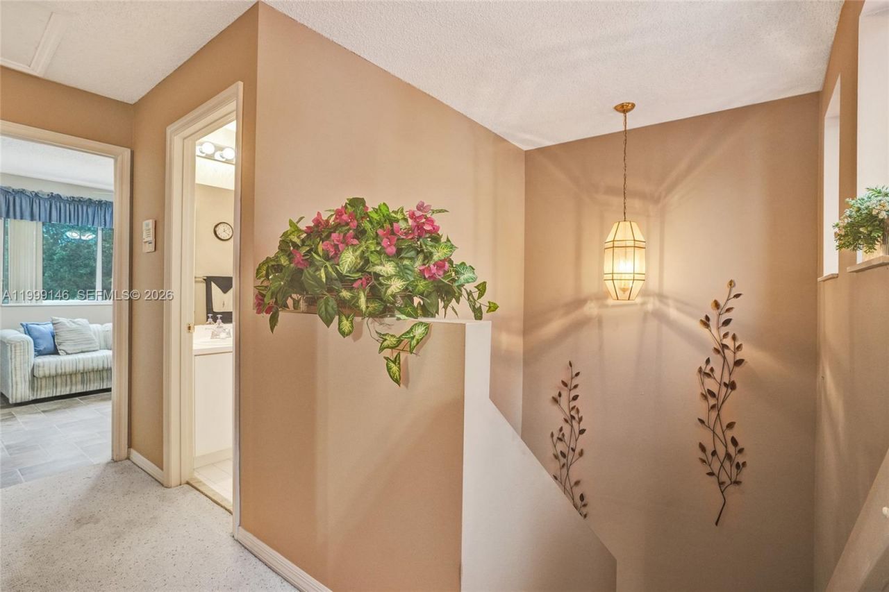 11155 SW 17th Mnr, Davie, FL 33324 Photo