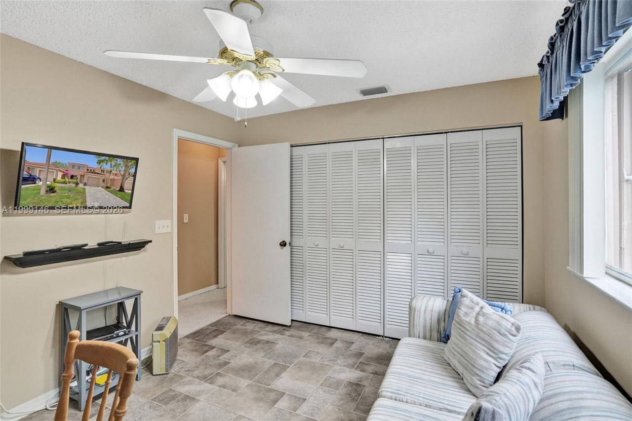 11155 SW 17th Mnr, Davie, FL 33324 Photo