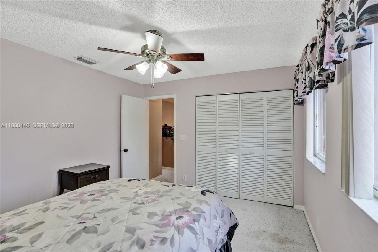 11155 SW 17th Mnr, Davie, FL 33324 Photo