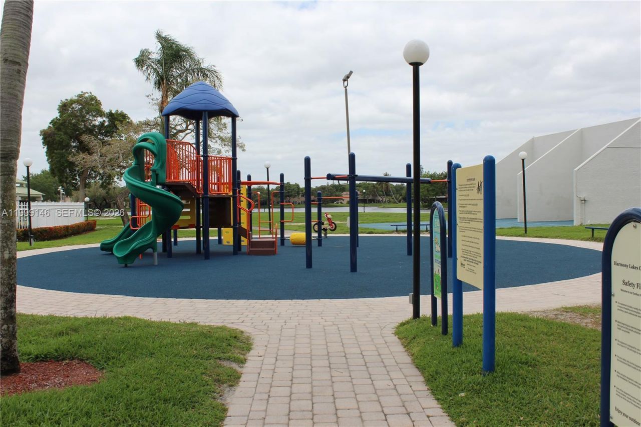 11155 SW 17th Mnr, Davie, FL 33324 Photo