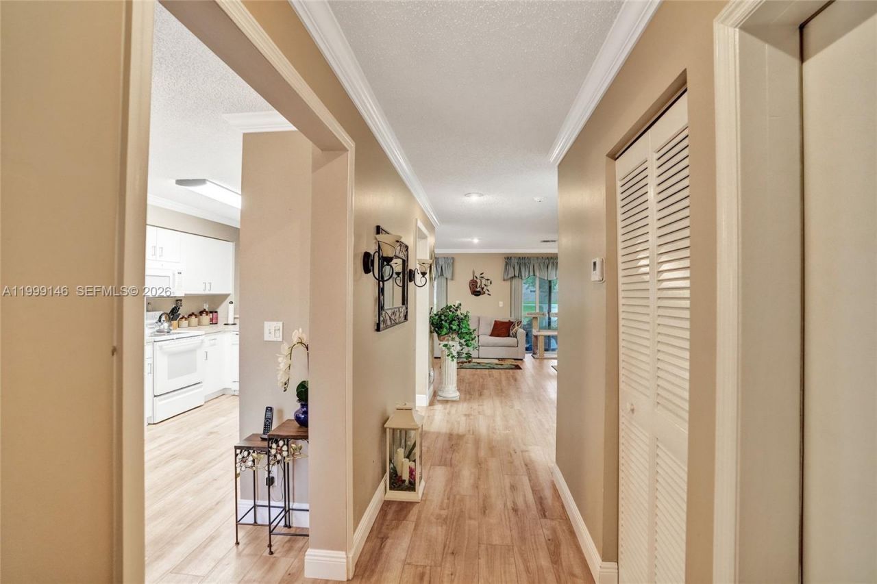 11155 SW 17th Mnr, Davie, FL 33324 Photo