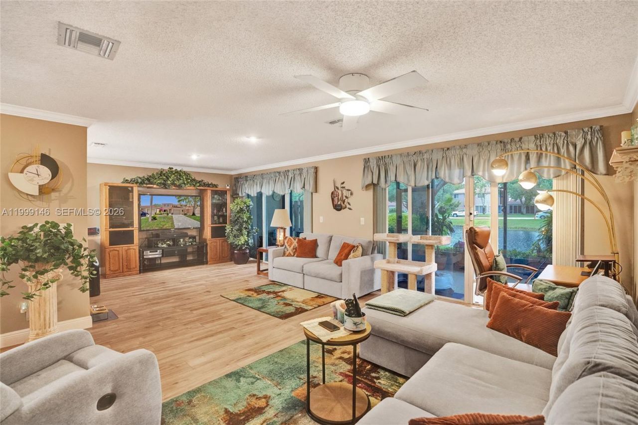 11155 SW 17th Mnr, Davie, FL 33324 Photo