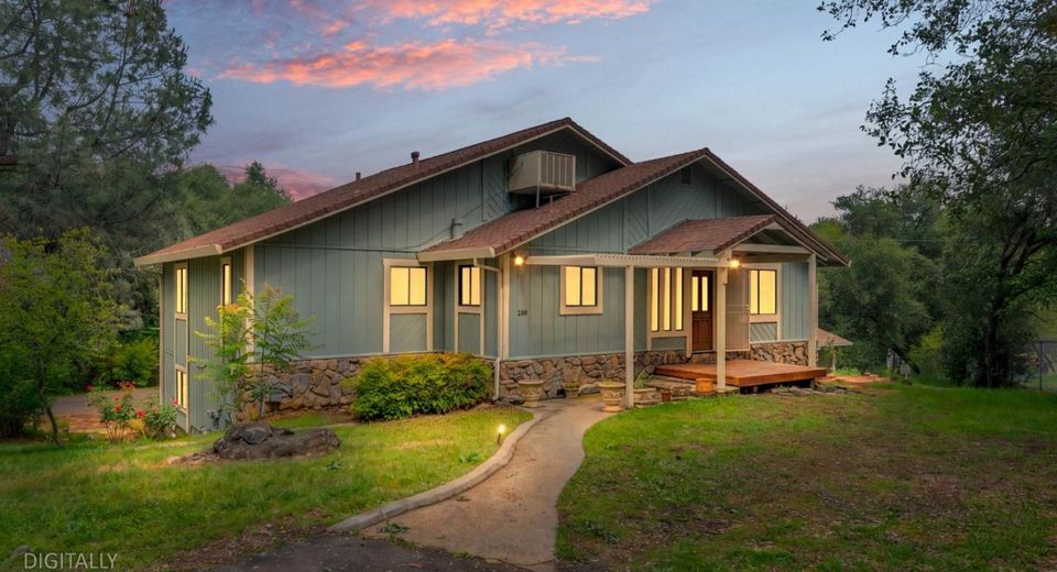 12547 Out Of The Way Pl, Auburn, CA 95603 Photo