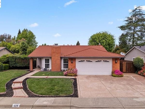 529 Navajo Pl, Danville, CA 94526