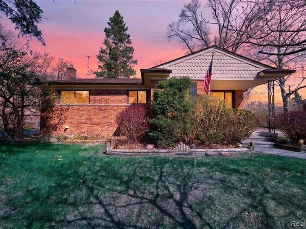 17198 Macarthur Street, Redford Twp, MI 48240