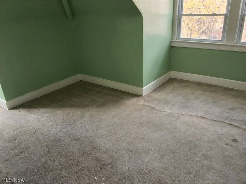 1818 Farmington Road, East Cleveland, OH 44112 Photo 14