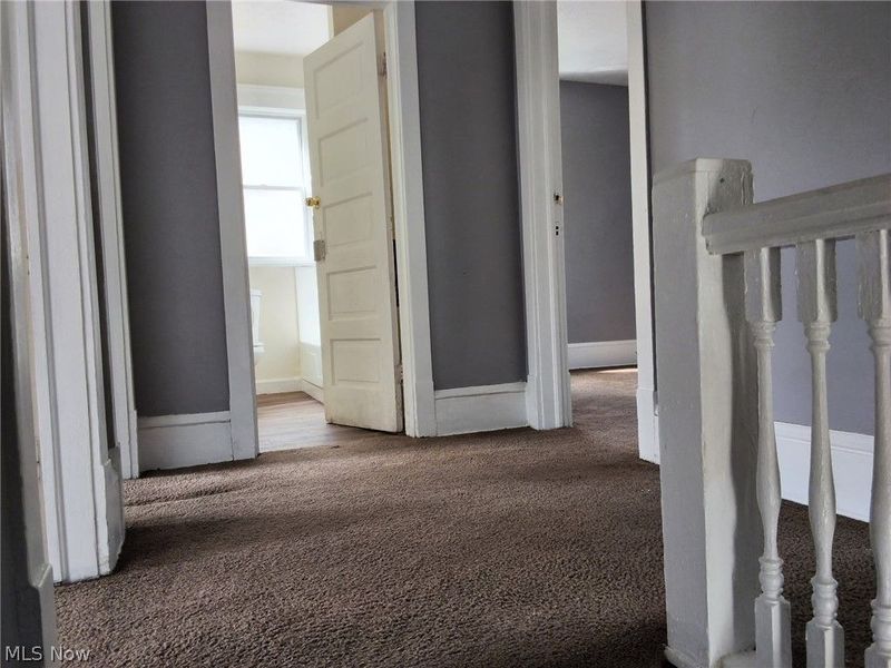 1818 Farmington Road, East Cleveland, OH 44112 Photo 9