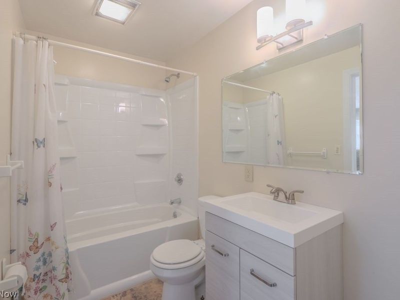 41796 Adelbert Street, Elyria, OH 44035 Photo 20