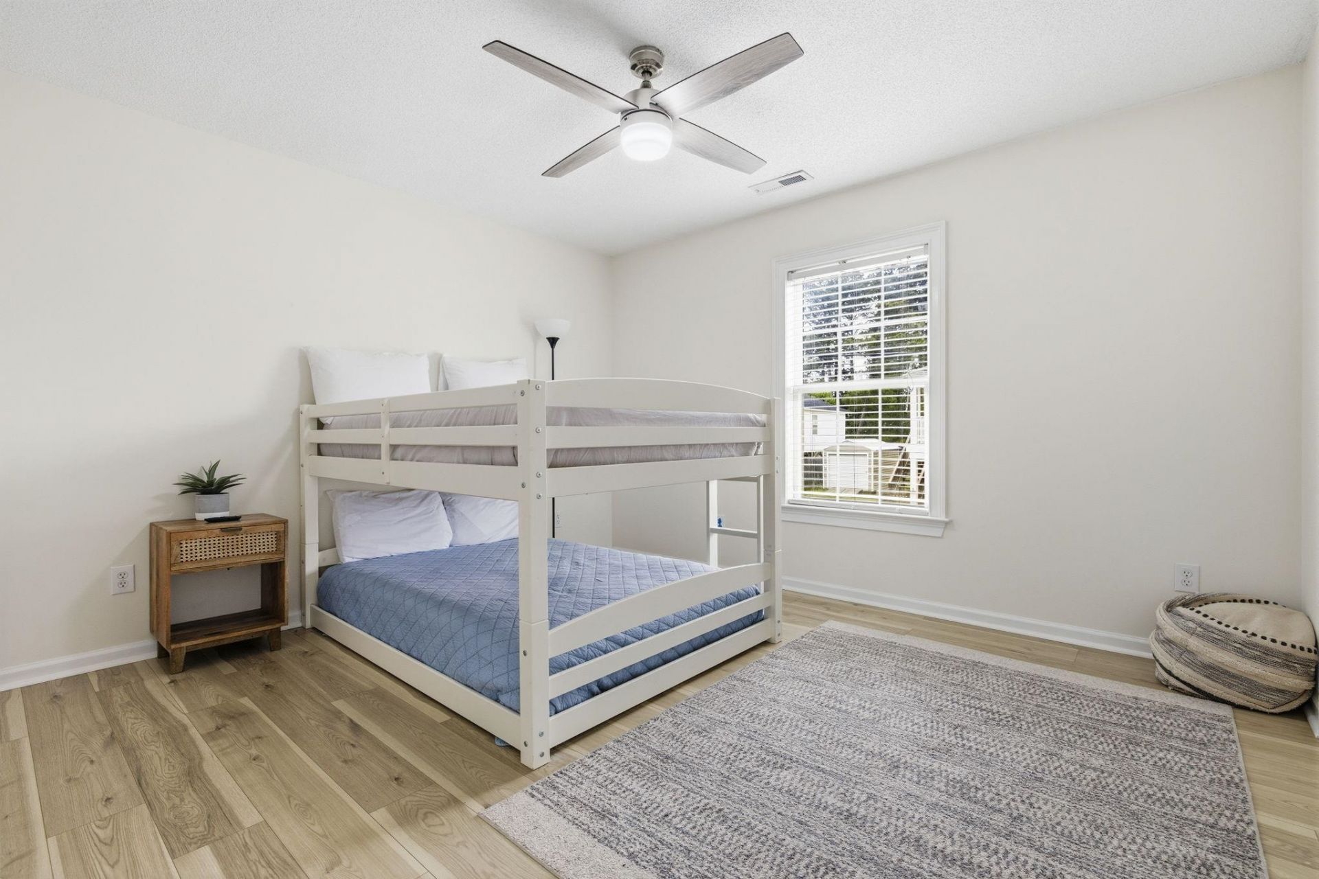 511 22nd Ave. S Photo 21