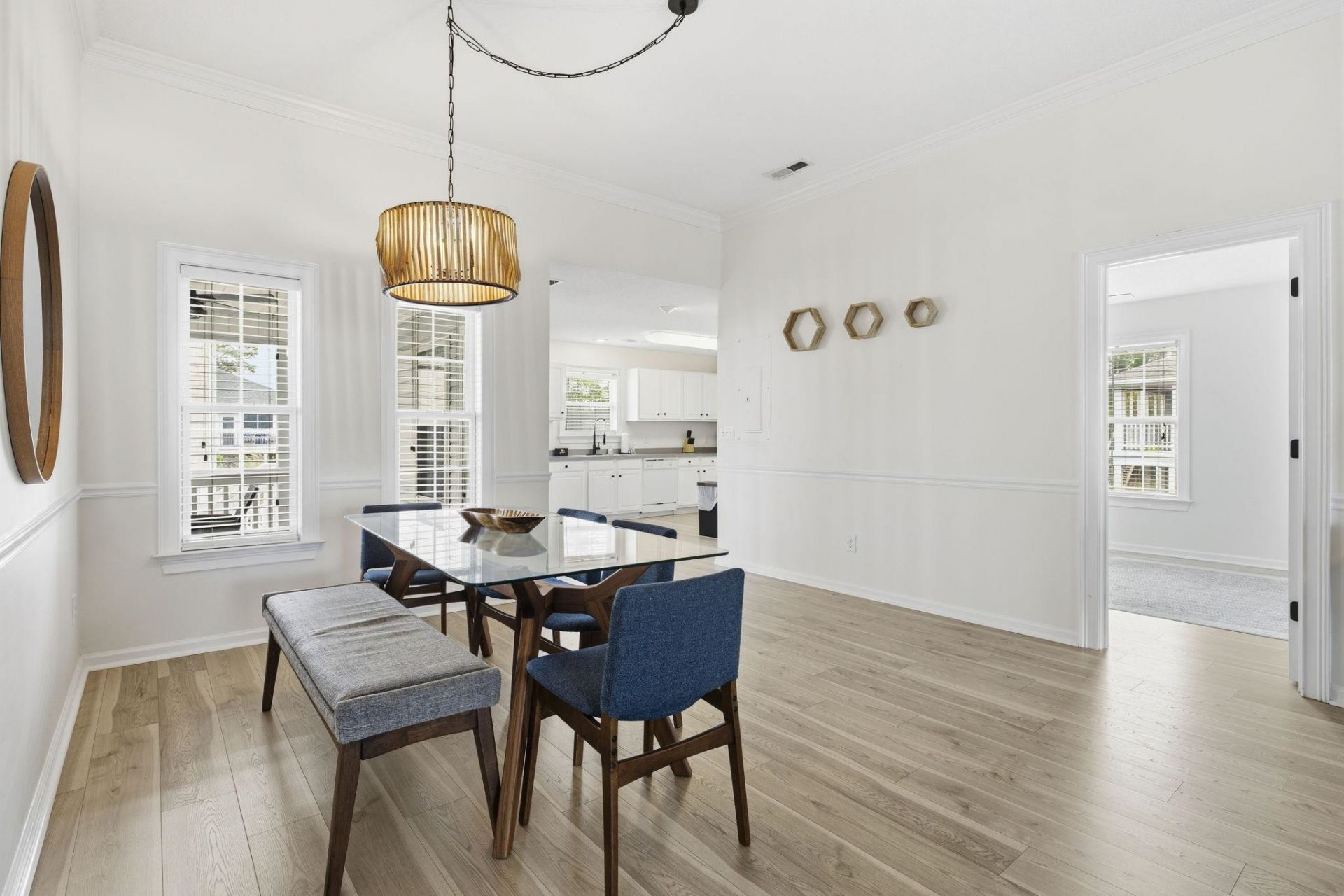 511 22nd Ave. S Photo 6