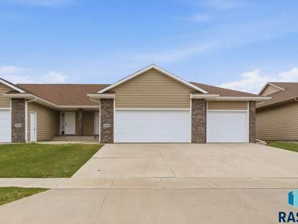 5918 S Mandy Ave, Sioux Falls, SD 57106