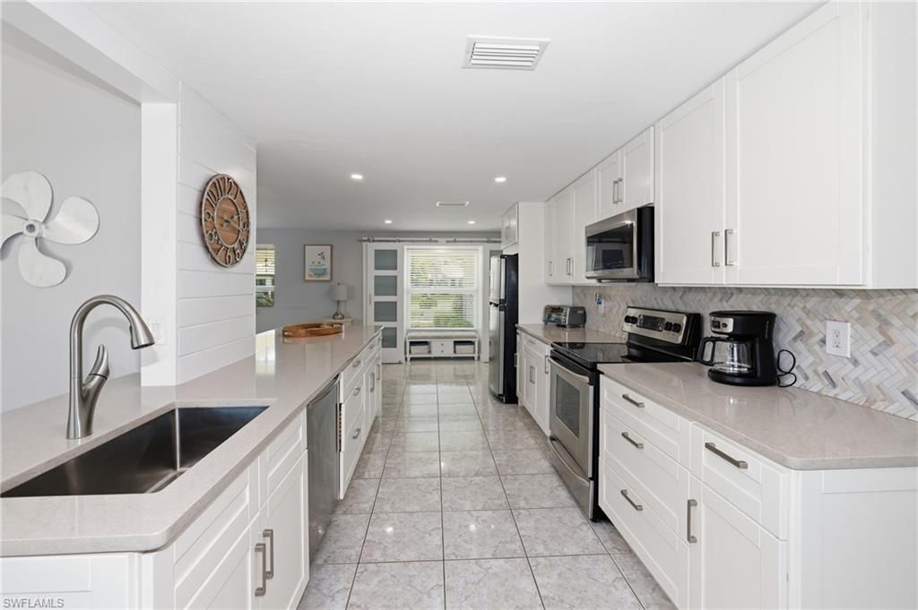1717 SE 41st St, Cape Coral, FL 33904 Photo
