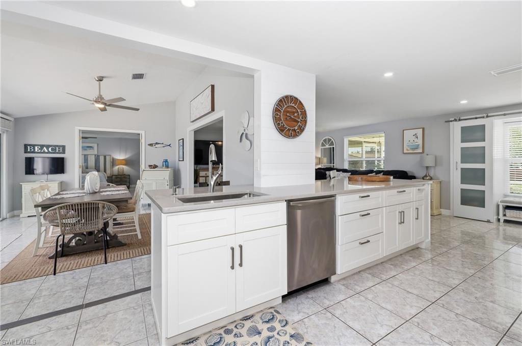 1717 SE 41st St, Cape Coral, FL 33904 Photo