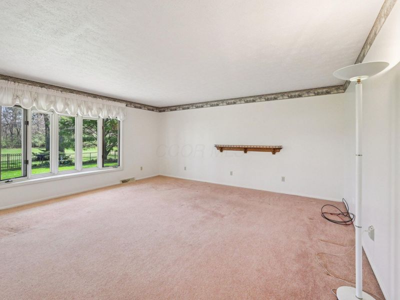 648 Bordeaux Avenue, Marion, OH 43302 Photo 12