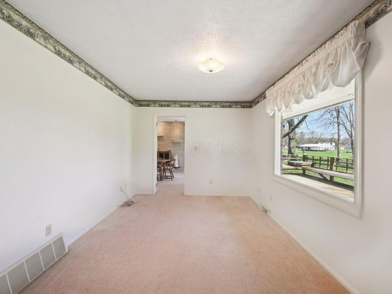 648 Bordeaux Avenue, Marion, OH 43302 Photo 18