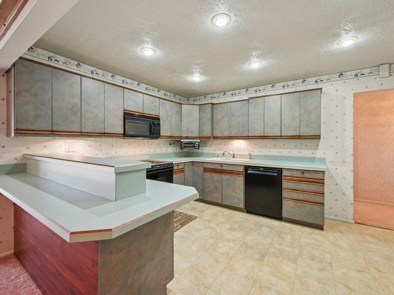 648 Bordeaux Avenue, Marion, OH 43302 Photo 26