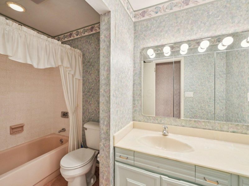 648 Bordeaux Avenue, Marion, OH 43302 Photo 35