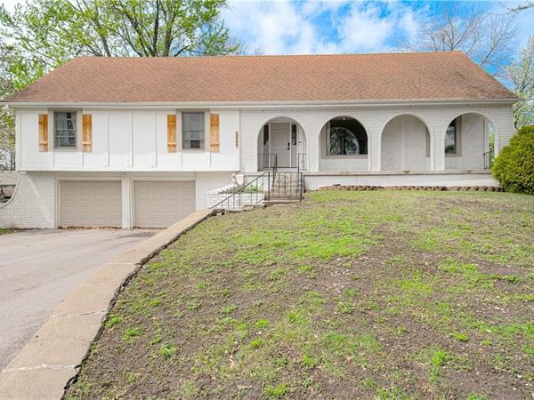 12706 Corrington Avenue, Grandview, MO 64030
