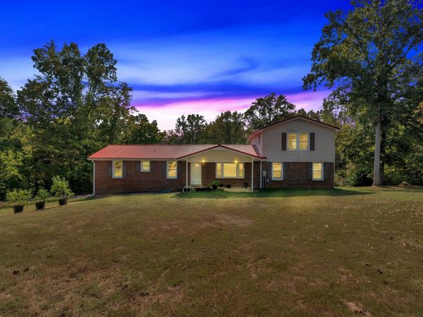 1008 Allen Rd , Ashland City, TN 37015