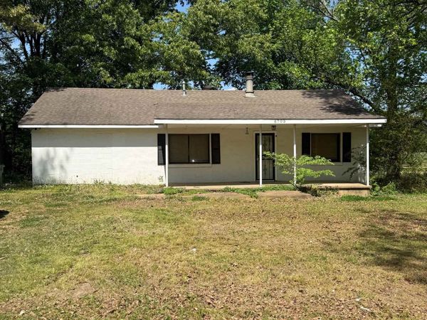 6705 CHASE RD, Millington, TN 38083
