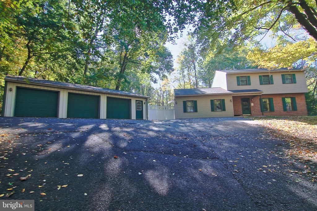 169 HENRY ROAD, BARTO, PA 19504