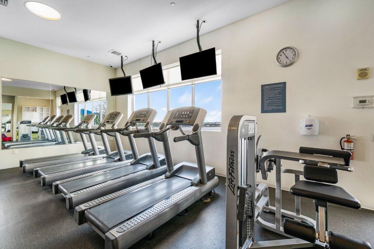 300 S Australian Avenue, Unit 1605, West Palm Beach, FL 33401 Photo