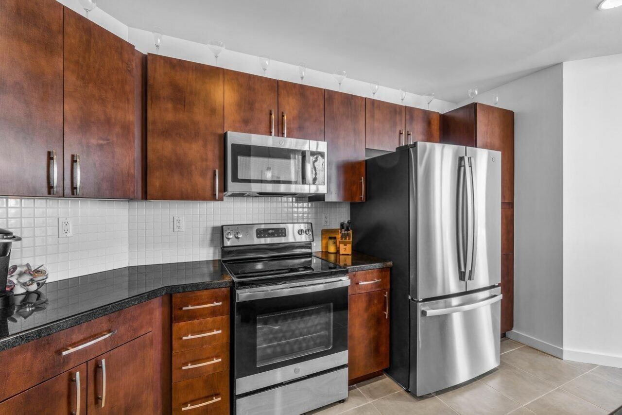 300 S Australian Avenue, Unit 1605, West Palm Beach, FL 33401 Photo