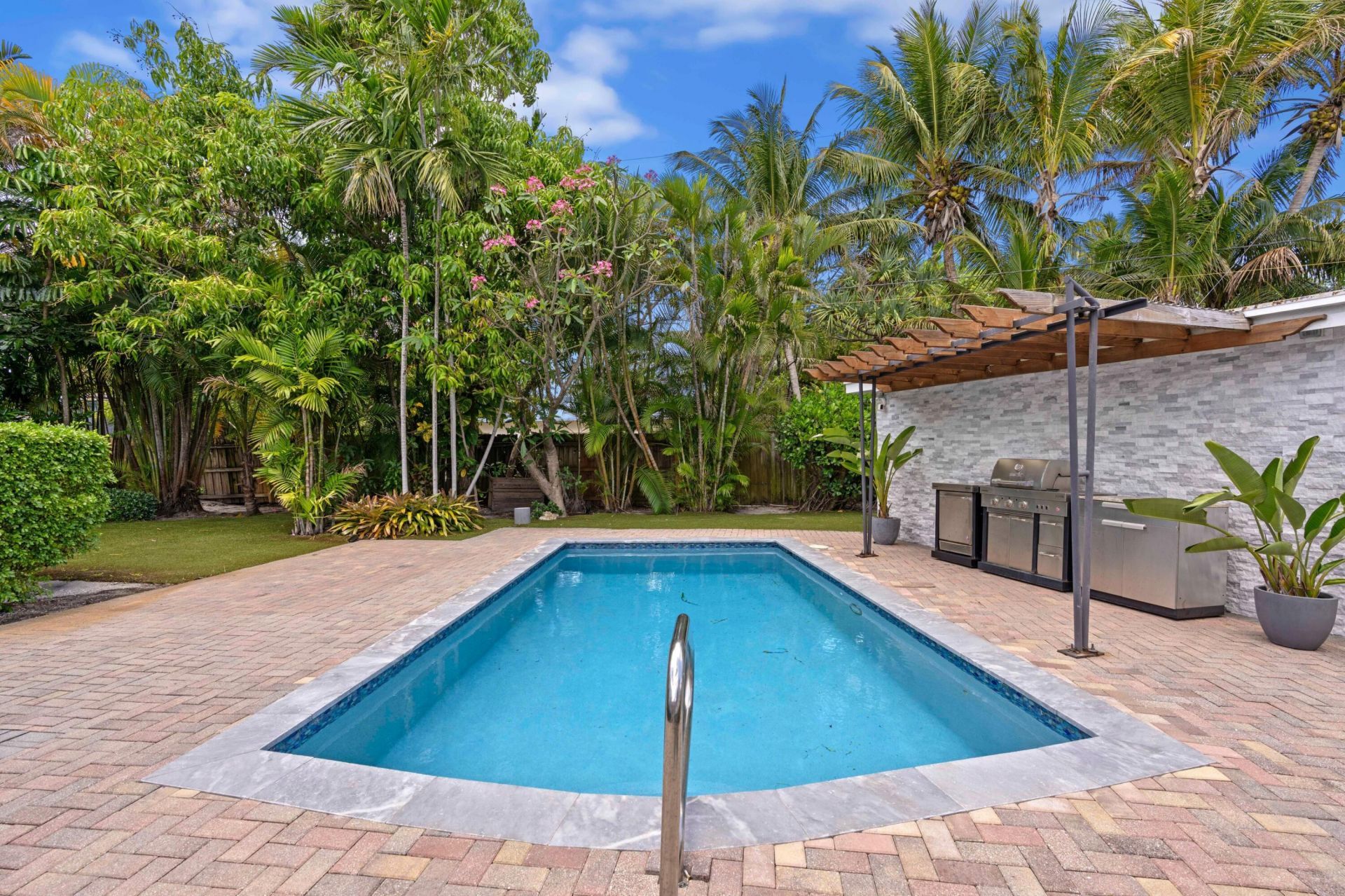 338 Princeton Drive, Lake Worth Beach, FL 33460 Photo