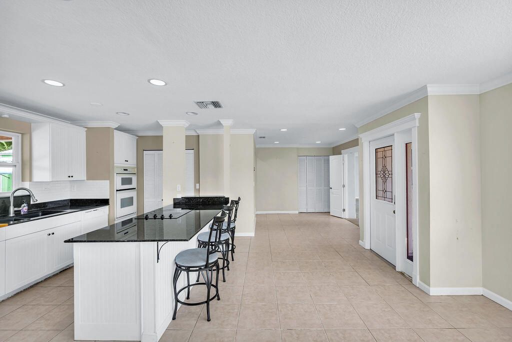 614 SE Flamingo Avenue, Stuart, FL 34996 Photo